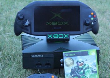 Xbox Handheld Unveiled: Built with Original Console Components, Boasts 9-inch 480p Display, Wi-Fi 6, and 100W USB-C Fast Charging.