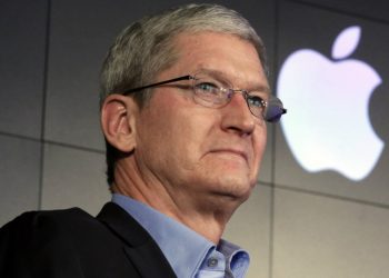 Apple CEO Prioritizes Developing Breakthrough AR Glasses Ahead of Meta